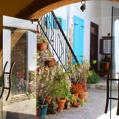Aperanti Agrotourism Bed & Breakfast Pera Orinis Dış mekan fotoğraf