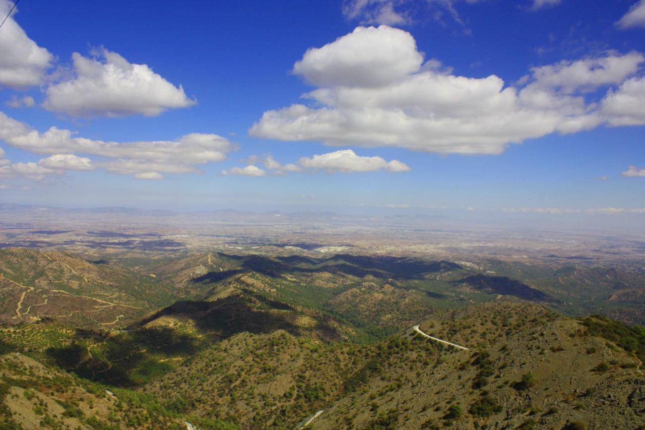 Aperanti Agrotourism Bed & Breakfast Pera Orinis Dış mekan fotoğraf