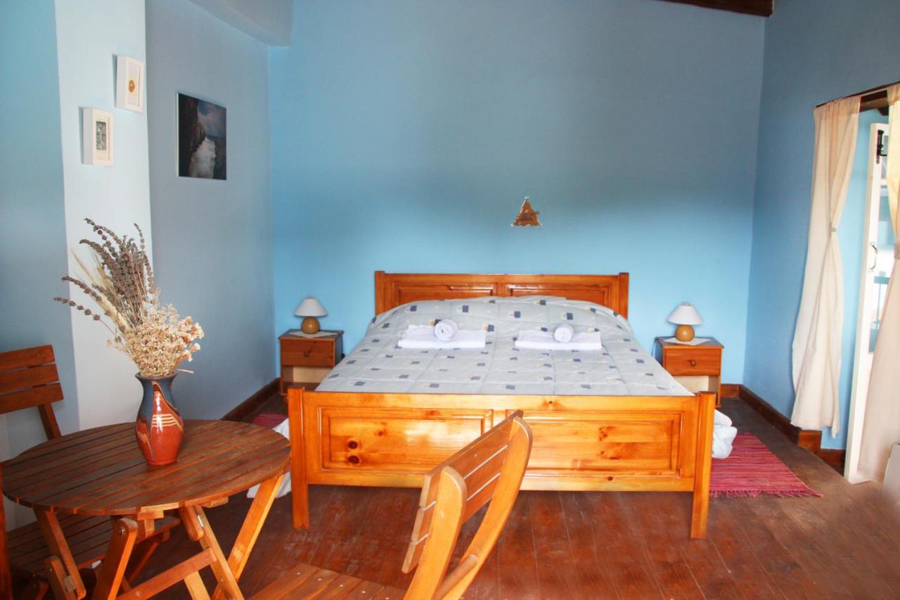 Aperanti Agrotourism Bed & Breakfast Pera Orinis Oda fotoğraf